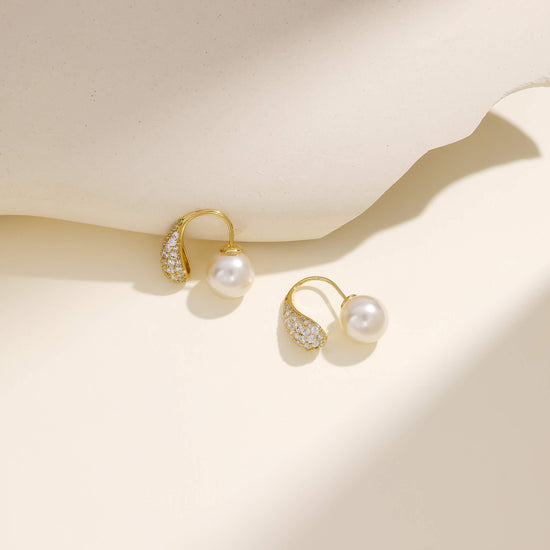 Elegant Full Moon Pearls Earrings