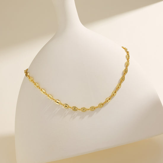 Gold Hollow Flat Necklace